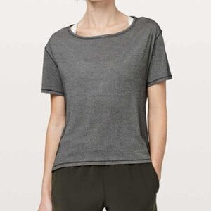 Lululemon Fall In Place Short Sleeve - Sz 8